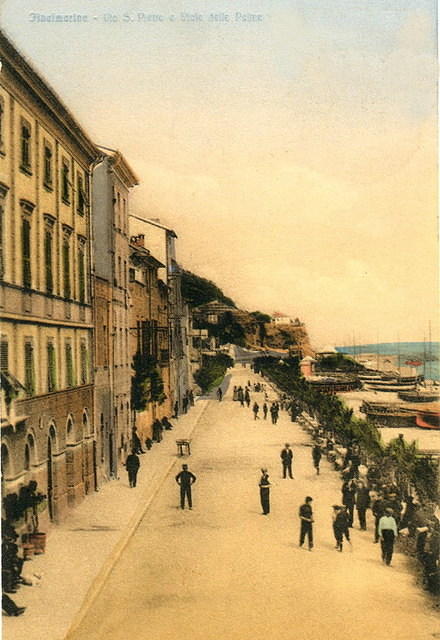 Passeggiata in via S. Pietro